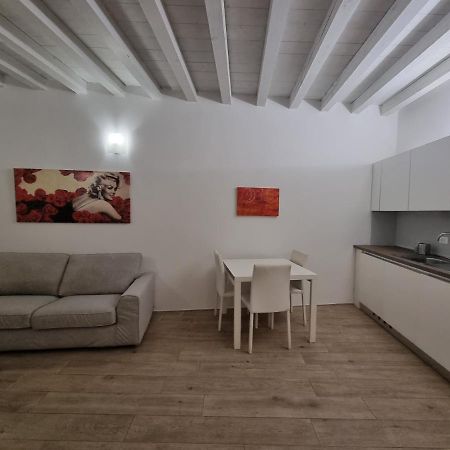 Profumo Di Lago Desenzano-By Goccia Di Lago 데센자노델가르다 외부 사진